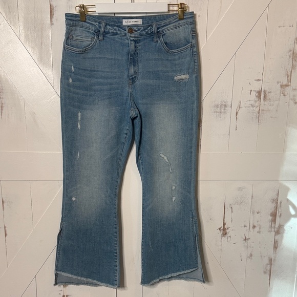 VERVET BY FLYING MONKEY High-Rise Side Slit Light Blue Crop Flare Jeans - Picture 6 of 12